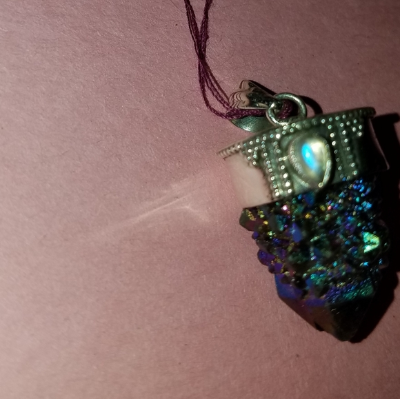 New Sterling Silver Titanium aura quartz pendant - Picture 5 of 7